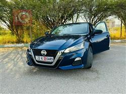 نيسان ألتيما